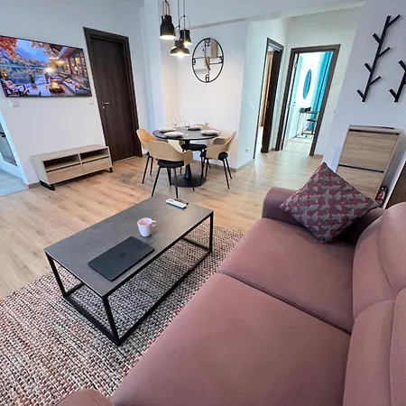 Marrakech 2bdr W Huge Terrace Near Serdika Apartman