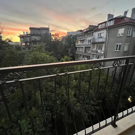 Marrakech 2bdr W Huge Terrace Near Serdika Apartman