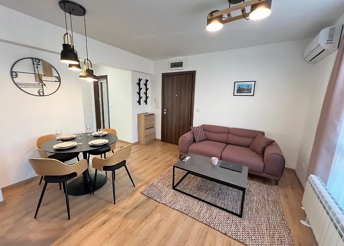 Marrakech 2bdr W Huge Terrace Near Serdika Апартаменты