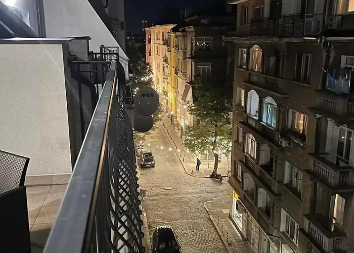 Marrakech 2bdr W Huge Terrace Near Serdika Апартаменты *